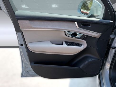 New 2026 Volvo XC90 B5 Plus image 12