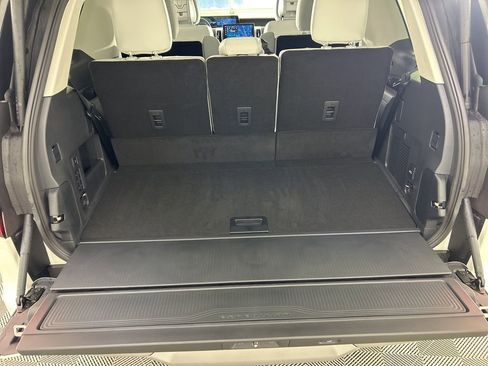 New 2026 Ford Expedition Platinum w/ Driver's Package image 40