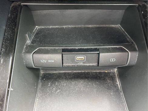 Used 2020 Kia Telluride S FWD image 32