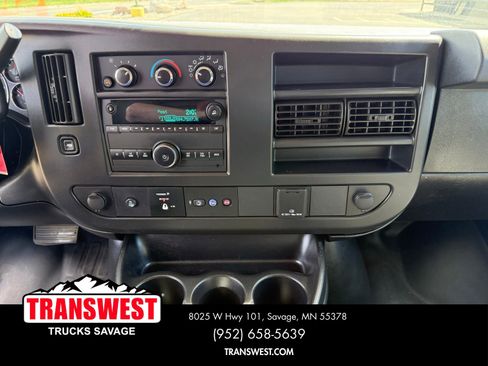 Used 2021 Chevrolet Express 2500 w/ Driver Convenience Package RWD image 9