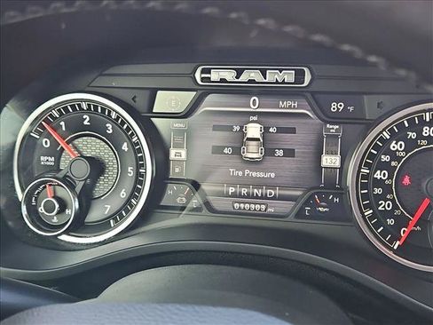 Used 2019 RAM 1500 Laramie RWD image 10