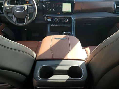 New 2026 GMC Sierra 3500 Denali Ultimate image 19