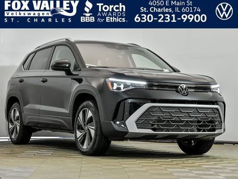 Certified 2025 Volkswagen Taos SE w/ Panoramic Sunroof Package image 1