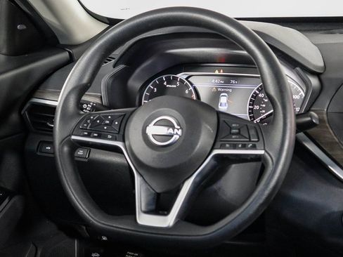 Used 2023 Nissan Altima 2.5 SV image 13