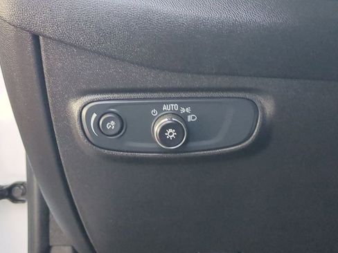 Used 2024 Chevrolet Equinox LT AWD/4WD image 23
