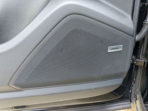 Certified 2025 Porsche Cayenne Coupe image 14