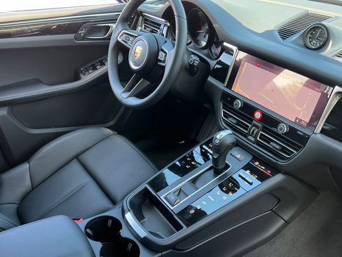 New 2026 Porsche Macan AWD/4WD image 14