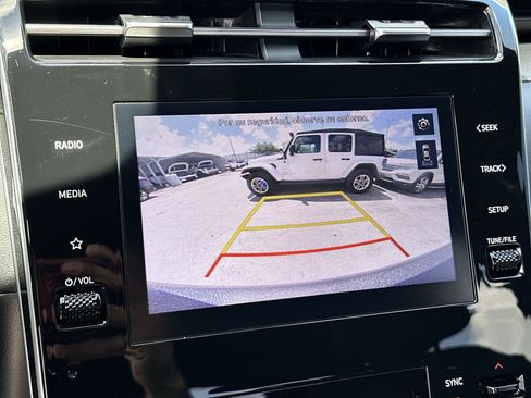 Used 2024 Hyundai Santa Cruz SEL image 22