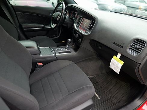 Used 2013 Dodge Charger R/T image 33