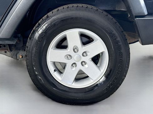 Used 2017 Jeep Wrangler Unlimited Sport w/ Quick Order Package 24S image 36