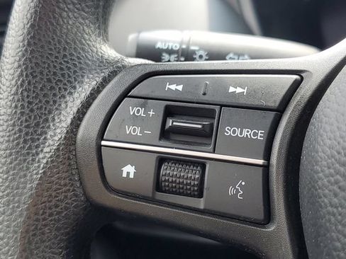 Certified 2024 Honda HR-V LX image 10