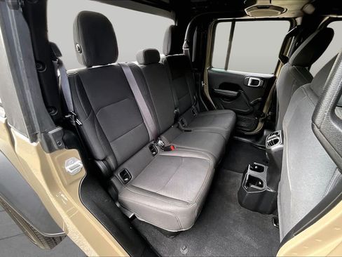 Used 2020 Jeep Gladiator Sport AWD/4WD image 21