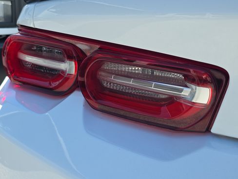 Used 2019 Chevrolet Camaro LT RWD image 15
