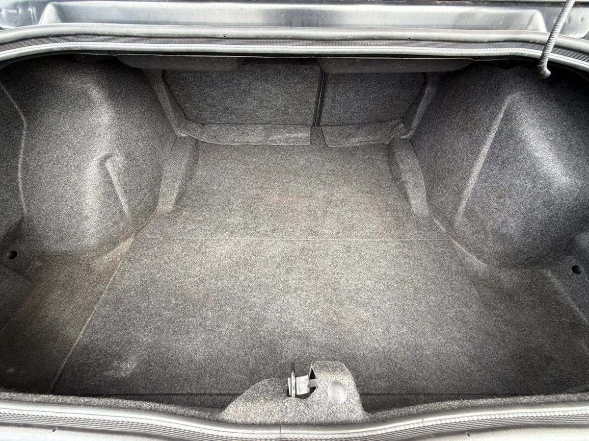 Used 2013 Dodge Challenger SRT8 w/ Harman Kardon Audio Group RWD image 31