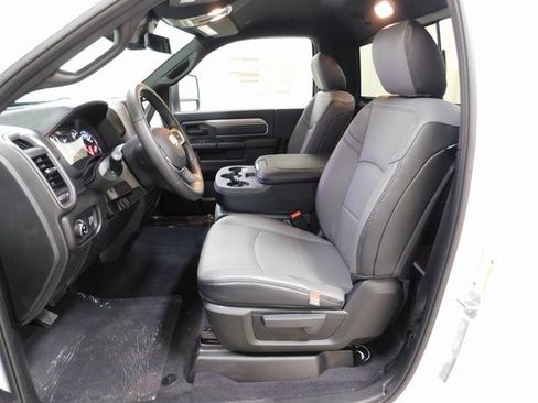 New 2026 RAM 3500 Tradesman image 9