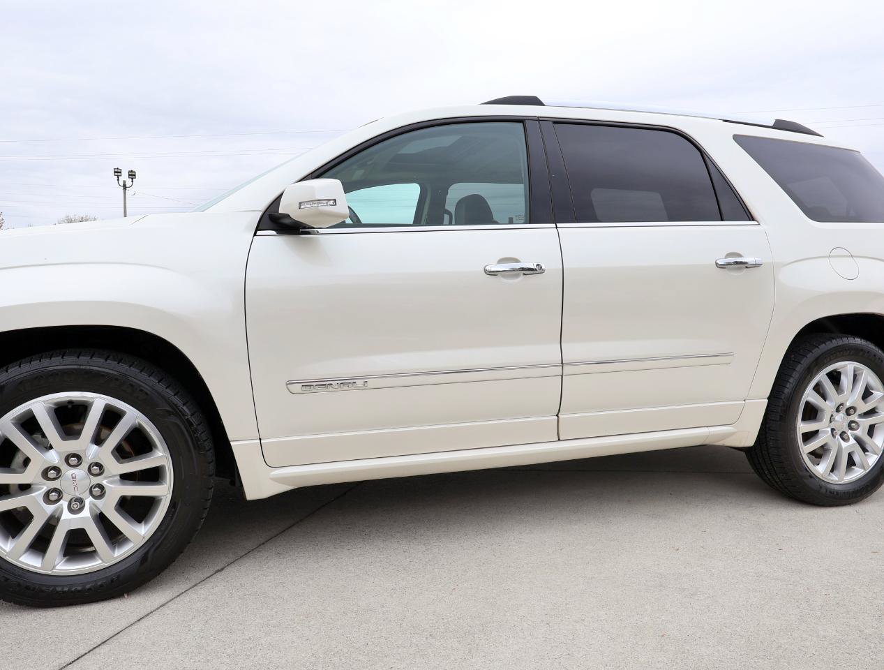Used 2015 GMC Acadia Denali FWD image 35
