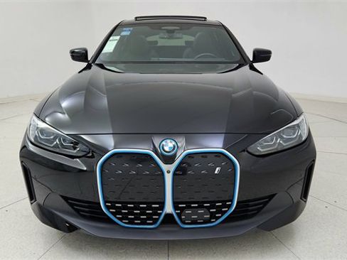 Used 2023 BMW i4 eDrive35 image 2