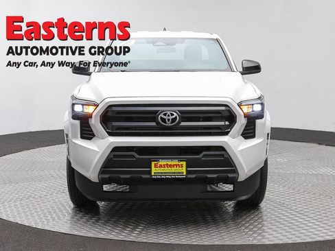 Used 2024 Toyota Tacoma SR RWD image 2