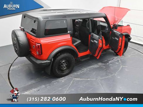 Used 2023 Ford Bronco Black Diamond image 37