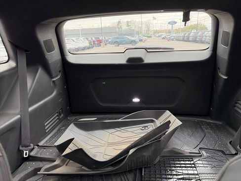 Used 2023 Chevrolet Traverse RS w/ LPO, Floor Liner Package AWD/4WD image 7
