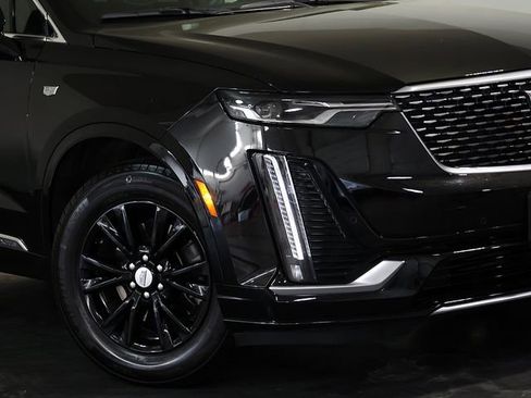 Used 2024 Cadillac XT6 Luxury AWD/4WD image 8