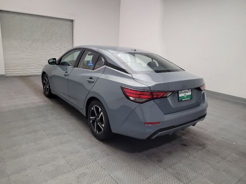 Used 2025 Nissan Sentra SV FWD image 5