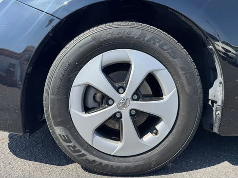 Used 2013 Toyota Prius Two FWD image 18
