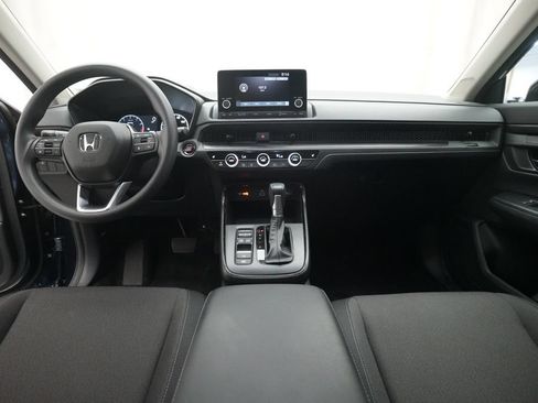 Certified 2025 Honda CR-V EX image 5