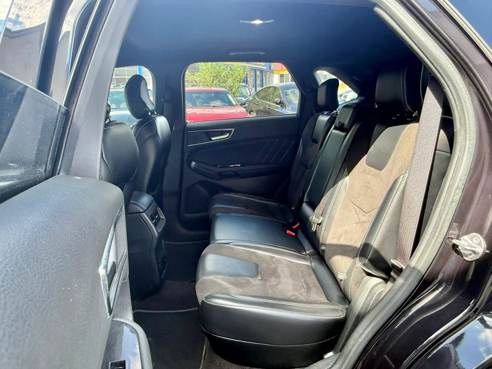 Used 2019 Ford Edge ST w/ Convenience Package AWD/4WD image 23