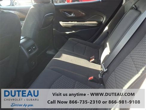 Used 2021 GMC Terrain SLE w/ Driver Convenience Package image 11