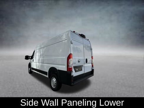 Used 2023 RAM ProMaster 2500 FWD image 5