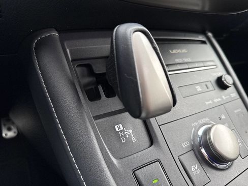 Used 2016 Lexus CT 200h w/ Navigation Package image 33