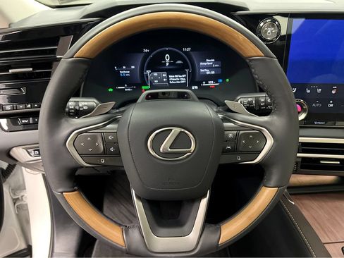 Certified 2026 Lexus RX 350 w/ Convenience Package AWD/4WD image 11