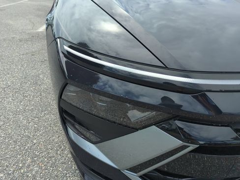 Used 2025 Hyundai Sonata SE FWD image 17