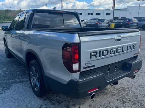 Used 2025 Honda Ridgeline TrailSport image 5