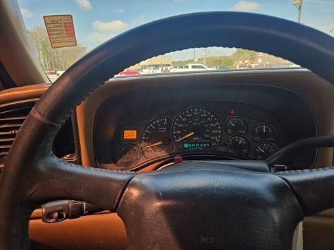 Used 2000 Chevrolet Silverado 1500 LS image 6