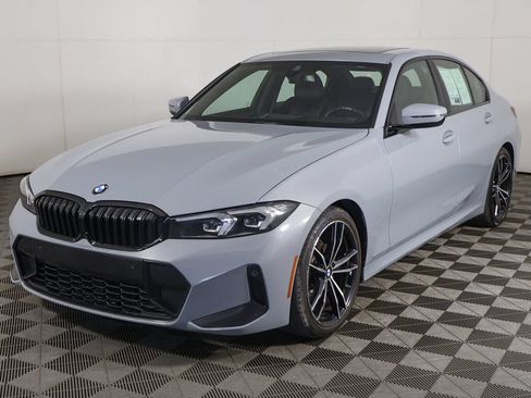 Used 2023 BMW 330i Sedan w/ M Sport Package RWD image 6