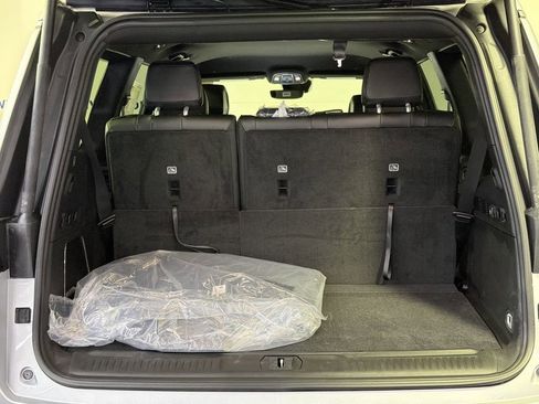 New 2026 Jeep Grand Wagoneer 4WD w/ HD Trailer Tow Package image 14