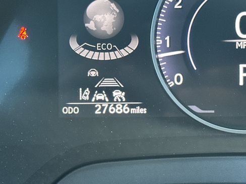 Certified 2024 Lexus RX 350 FWD w/ Technology Package image 25