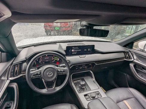 Used 2024 MAZDA CX-90 Plug-In Hybrid w/ Preferred AWD/4WD image 32