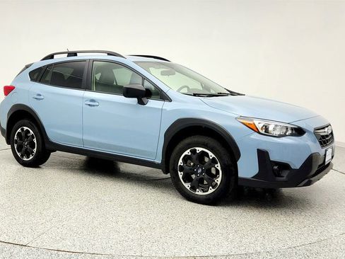 Used 2022 Subaru Crosstrek 2.0i image 3