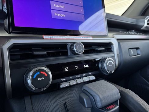 Used 2025 Toyota Tacoma TRD Off-Road image 27