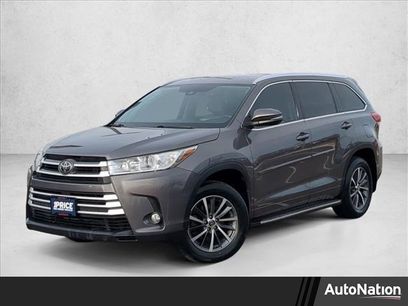 Used 2017 Toyota Highlander XLE