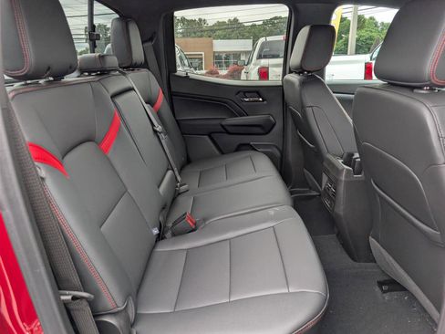 New 2025 Chevrolet Colorado Z71 w/ Technology Package image 8