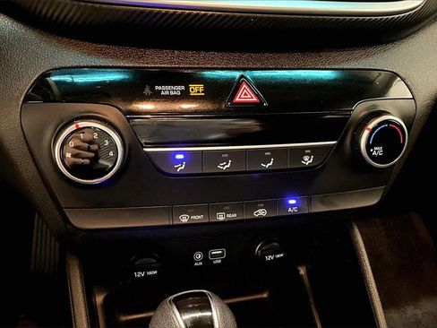 Used 2019 Hyundai Tucson SE image 15