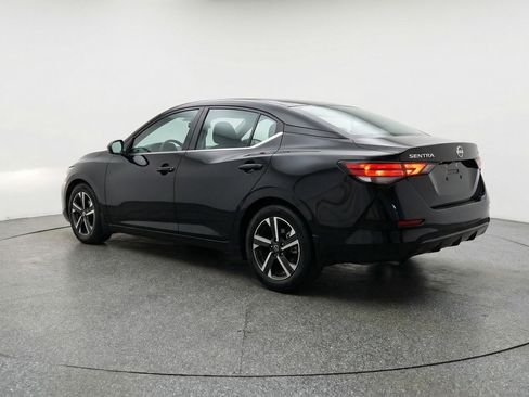 Used 2025 Nissan Sentra SV FWD image 6