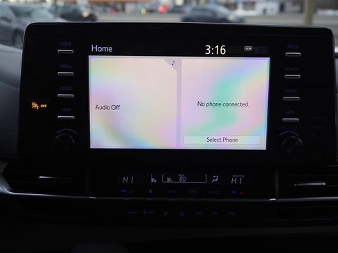 Used 2021 Toyota Sienna LE image 49