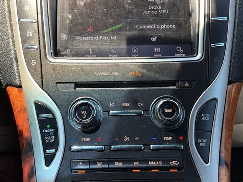 Used 2020 Lincoln Nautilus Reserve FWD image 17