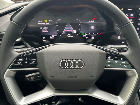 New 2025 Audi Q5 Premium image 23