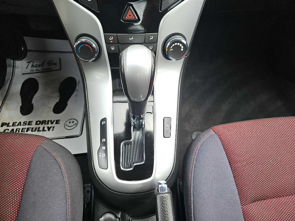 Used 2013 Chevrolet Cruze LT w/ RS Package FWD image 36